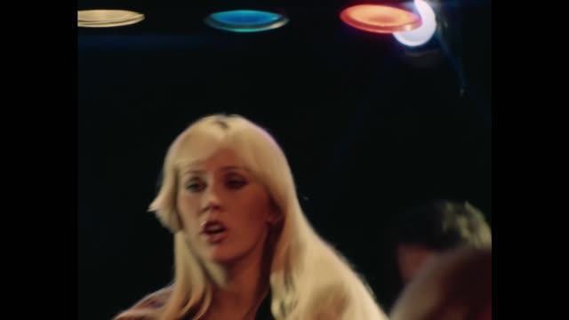 ABBA - Dancing Queen
