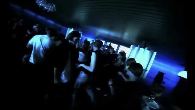 The Black & White Brothers - Put Your Hands Up (In The Air) (Dj Tonka Edit)