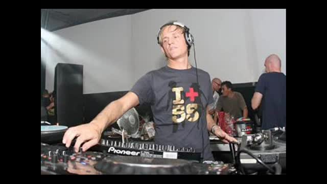 Michel de Hey - Dance Valley Anthem 2002