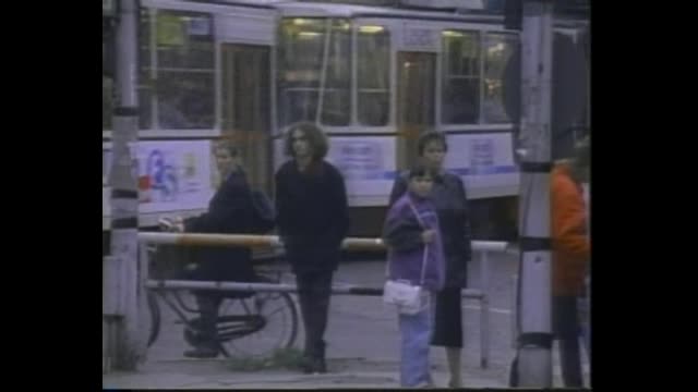 M People - Don`t Look Any Further