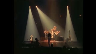 Def Leppard - Hysteria (In The Round In Your Face)