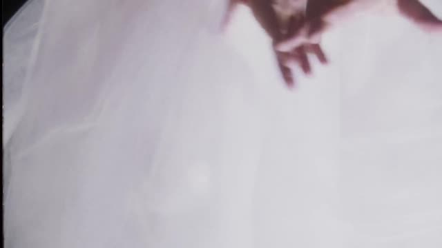 Annie Lennox - No More I Love Yous