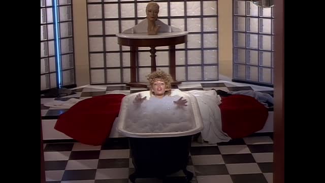 Kylie Minogue - I Should Be So Lucky