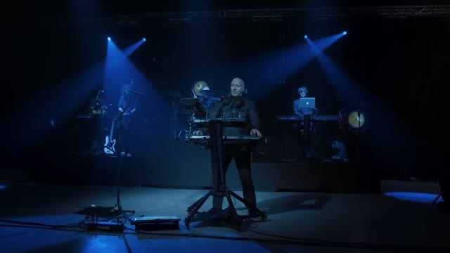 Midge Ure - Fade To Grey
