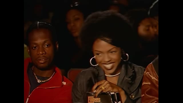 Fugees - Killing Me Softly With His Song