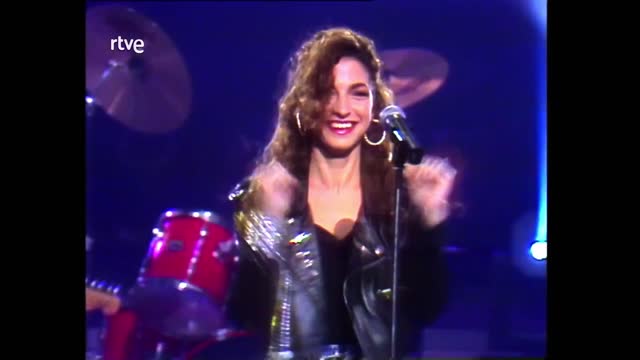 Gloria Estefan and Miami Sound Machine - Rhythm Is Gonna Get You (Sábado Noche, 19.11.1988)
