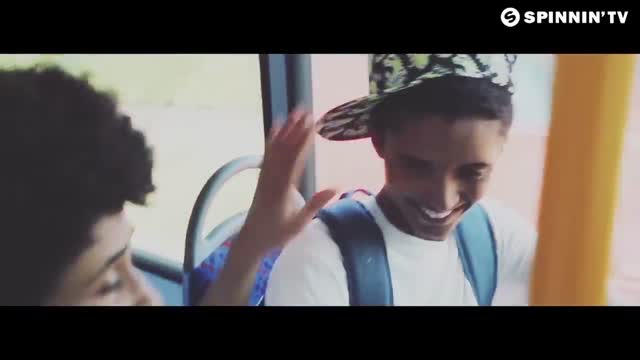 Showtek ft. We Are Loud & Sonny Wilson - Booyah