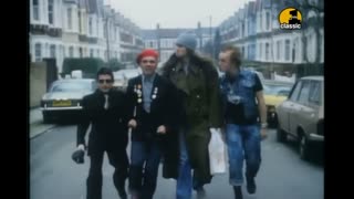 Cliff Richard & The Young Ones - Living Doll