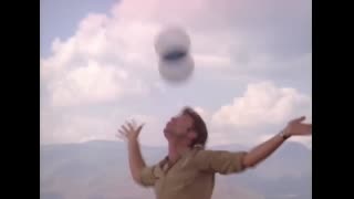 Cliff Richard - She's So Beautiful