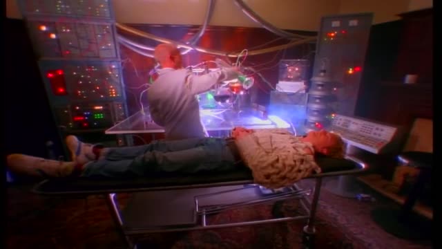 Erasure - Love To Hate You