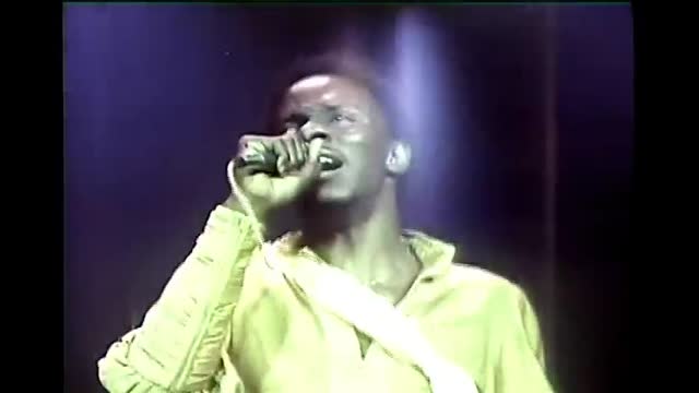 Earth Wind & Fire - Fantasy