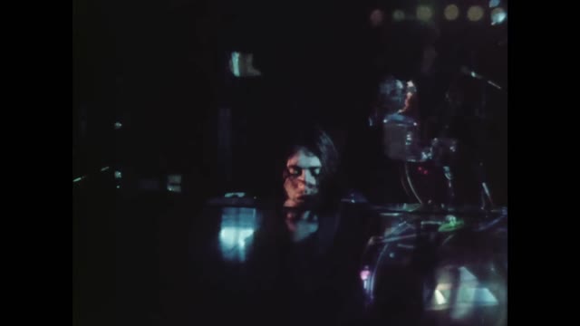10cc - I'm Not In Love