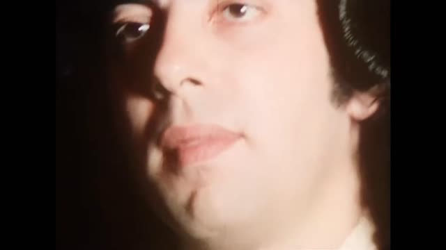 10CC – Dreadlock Holiday (music video 1978 HD)