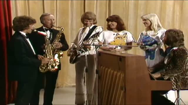 ABBA - I Do I do I do I do I do   Live @ Momarkedet Norway 1975