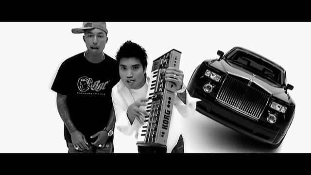 Snoop Dogg ft. Pharrell Williams - Drop It Like It's Hot