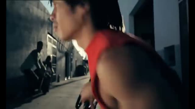 David Guetta & Chris Willis Feat. Fergie & LMFAO - Gettin' Over You