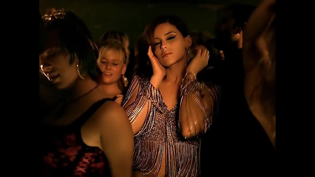 Nelly Furtado - Promiscuous