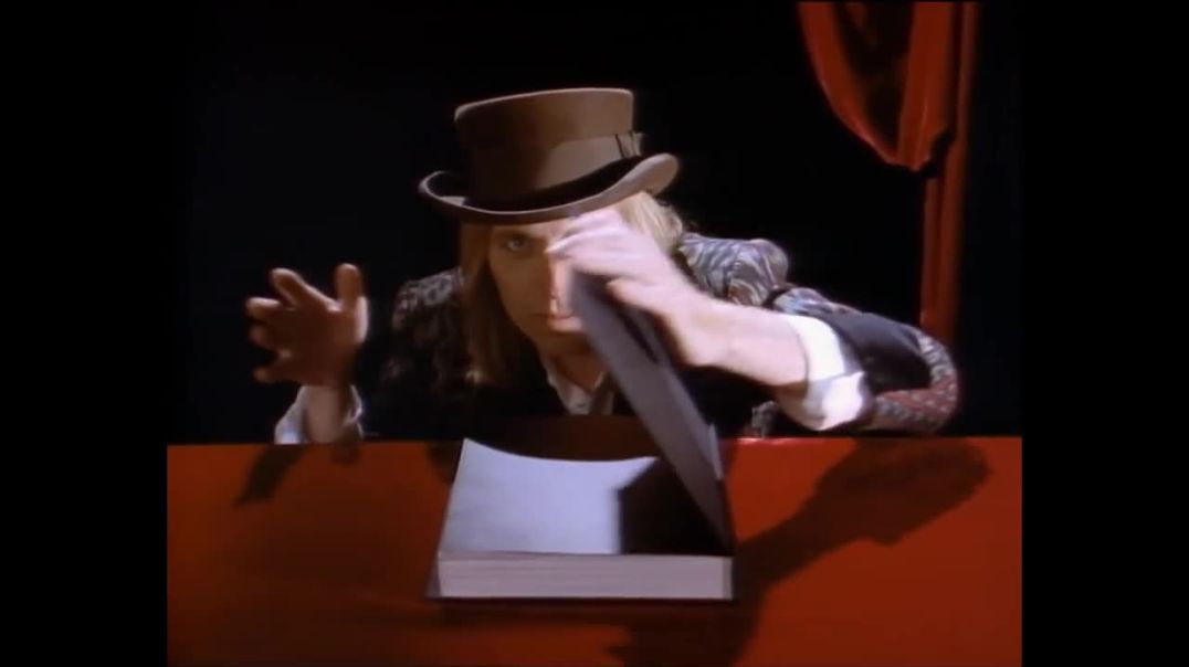 Tom Petty And The Heartbreakers - Runnin Down A Dream
