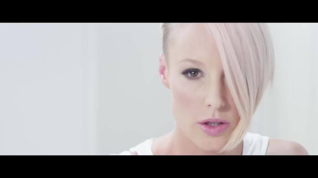 Cosmic Gate & Emma Hewitt - Calm Down